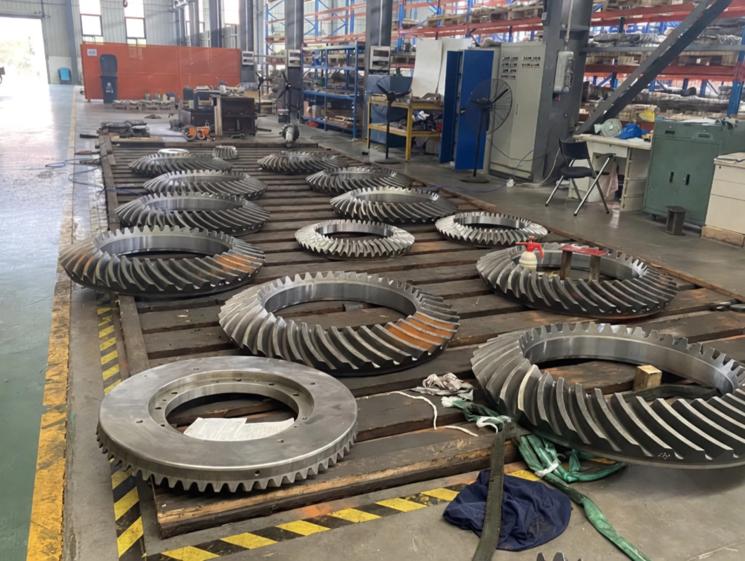 Ever Power heavy duty spiral bevel gearbox mining grade production